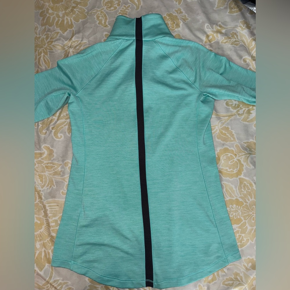 Under Armour ColdGear Aqua Top NWOT - Picture 2 of 6